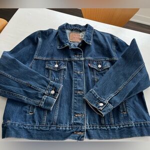 Levi’s dark wash denim Jean jacket Size 1X